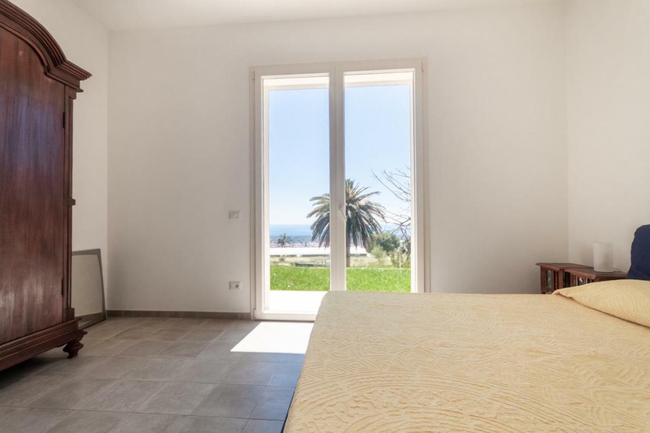 Villa Palm Hill Piedimonte Etneo Extérieur photo